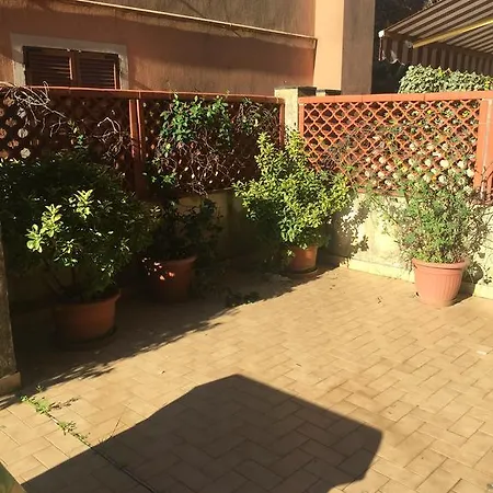 Διαμέρισμα Giulia House *